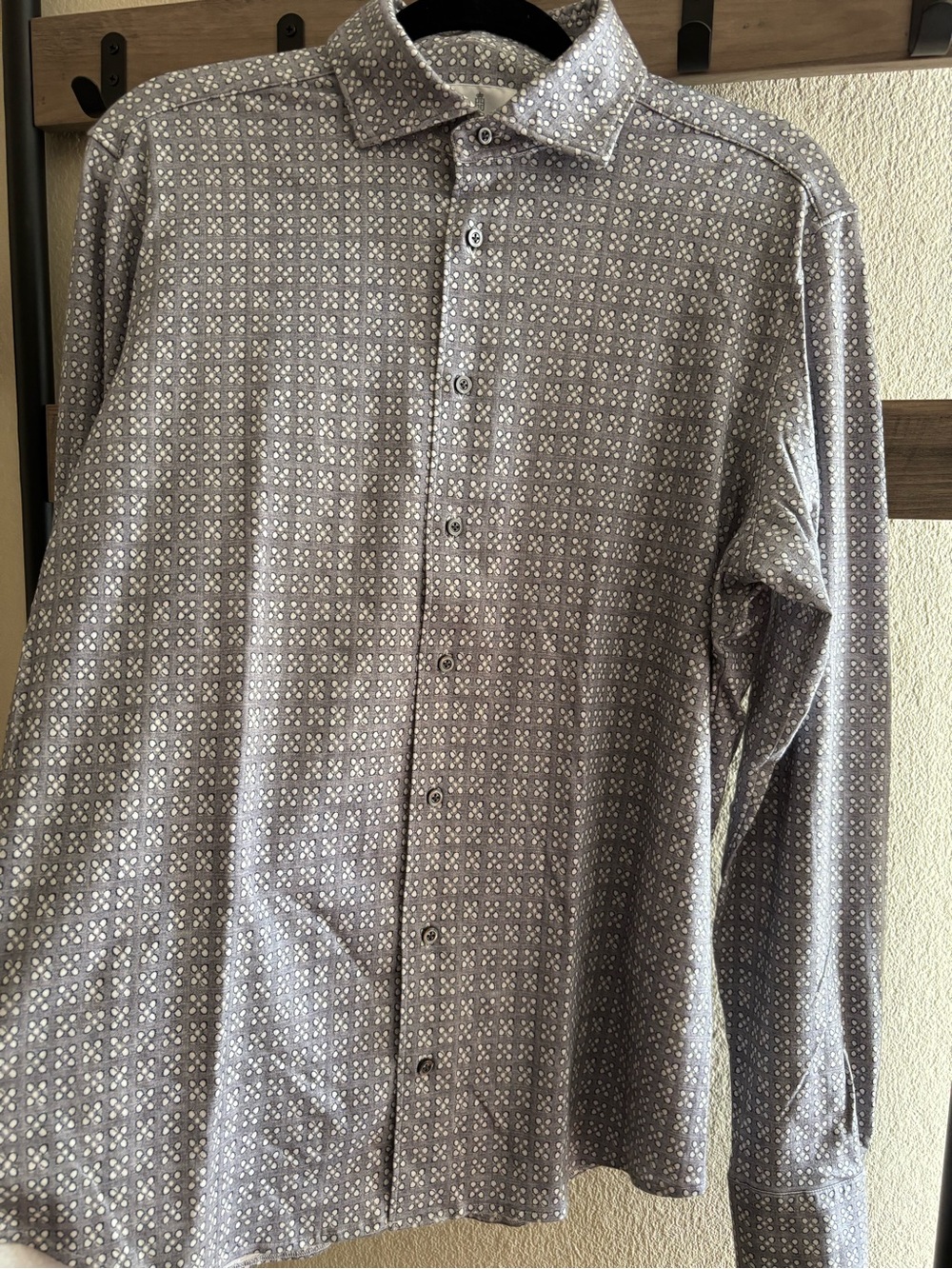 Emanuel Berg Men’s Modern Fit Light Gray Floral Button-Down Shirt